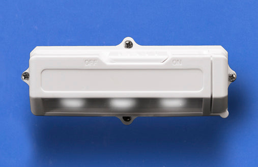 Blue Coolers - Cobalt 25 Quart Roto-Molded Super Cooler Starter Bundle - Auto-On Light Close-up